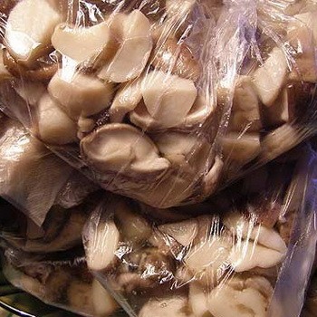 Czy można zamrozić tłuste grzyby surowe na zimę?