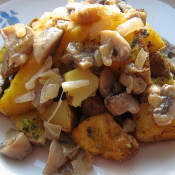 Resipi dengan kentang, cendawan dan sayur-sayuran