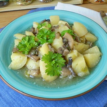 Rebus kentang dengan cendawan: resipi dengan gambar dan video