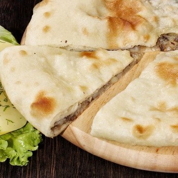 Osetiańskie placki z pieczarkami: najlepsze przepisy