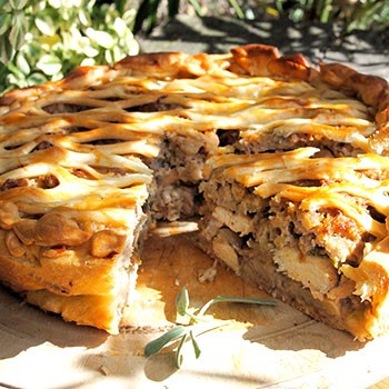 Recipes of quick pies with mushrooms (with photo)
