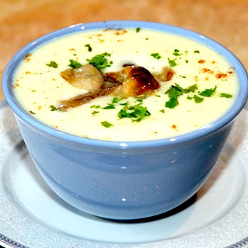 Przepis na świeżą zupę grzybową