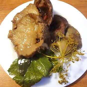 Comment servir des champignons salés et marinés à la table