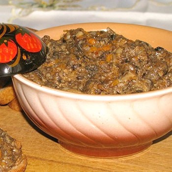 Gombakaviár receptek a gombás lábakból a télre
