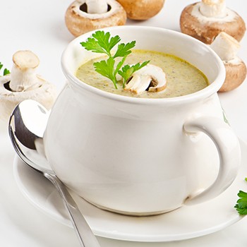 Sup cendawan Porcini: resipi untuk pelbagai jenama yang berbeza