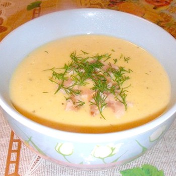 Sup dengan cendawan madu dan keju: resepi kursus pertama