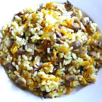Hidangan Champignon dengan beras